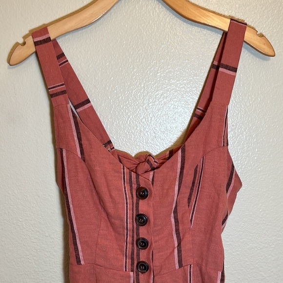CALI 1850 Striped Open Back Cropped Romper - Picture 2 of 12